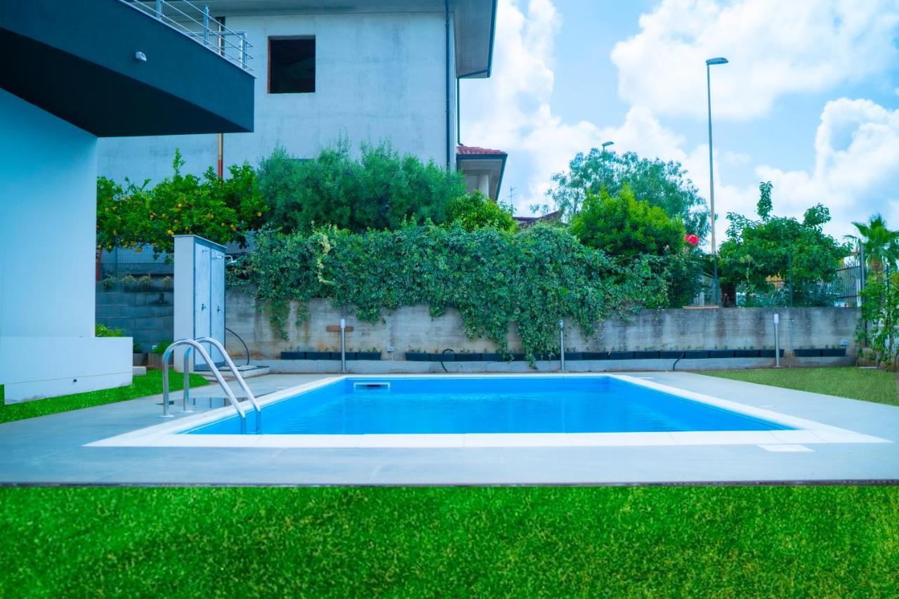 Villa Nebros Di Baia Nebrodi Residence SantʼAgata di Militello Εξωτερικό φωτογραφία