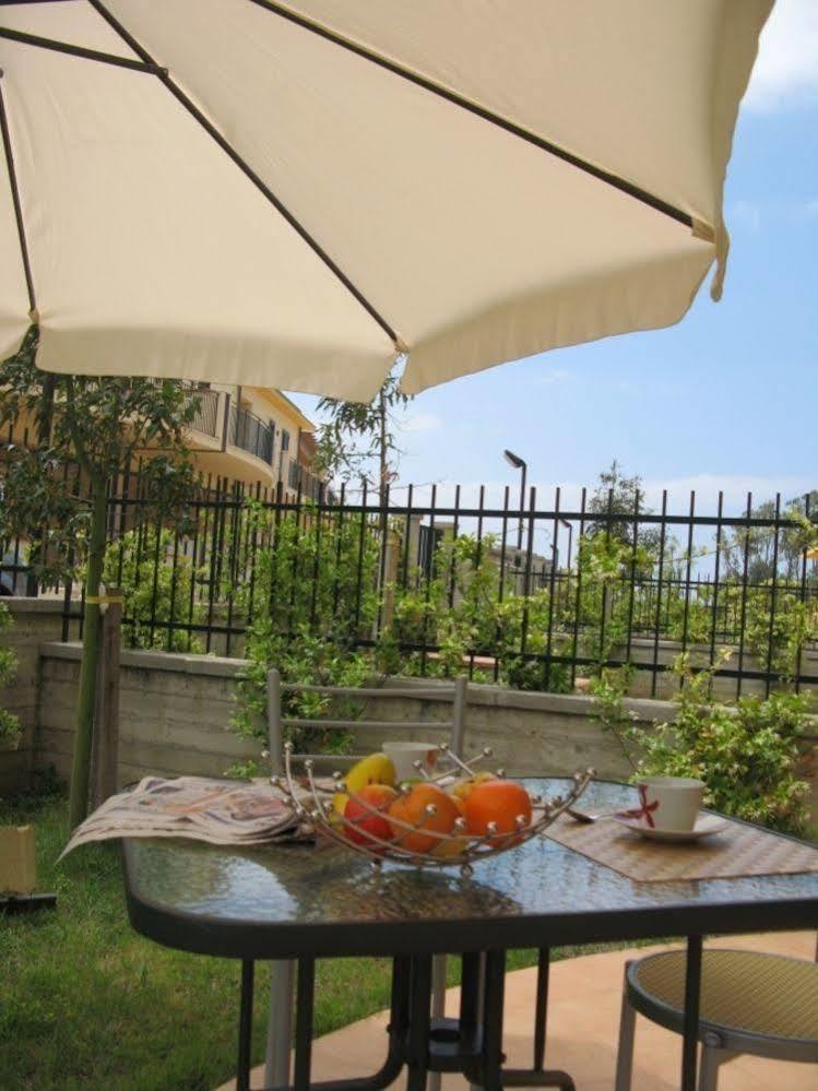 Villa Nebros Di Baia Nebrodi Residence SantʼAgata di Militello Εξωτερικό φωτογραφία
